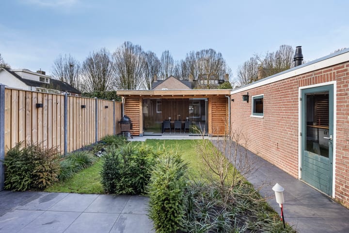 Foto 33 van Valkenierslaan 10