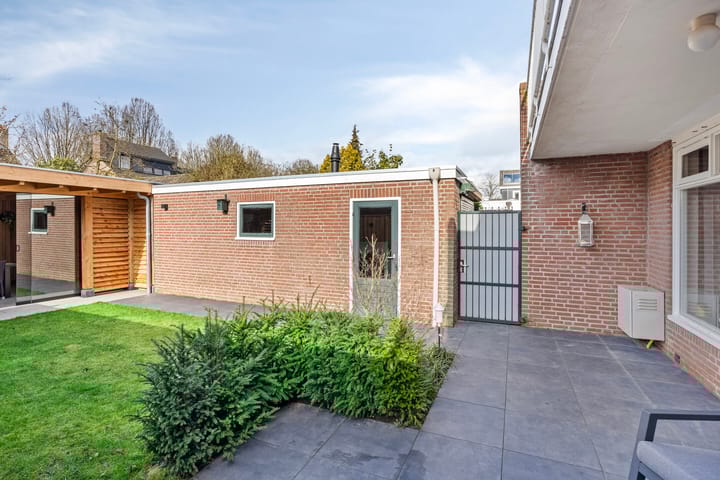 Foto 35 van Valkenierslaan 10