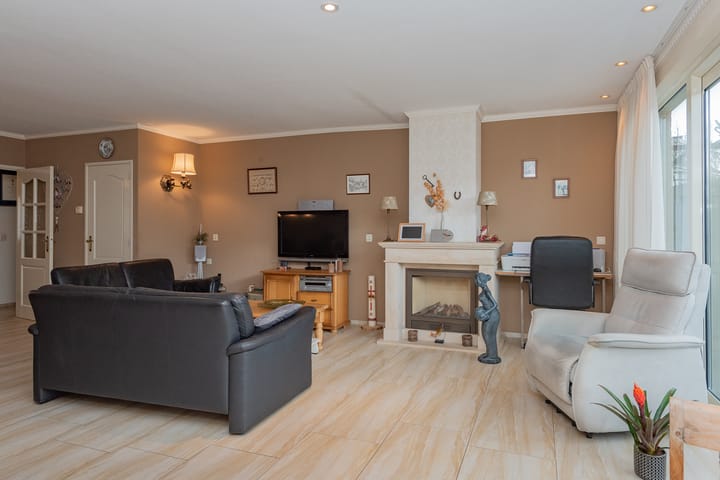 Foto 8 van Vooronder 68