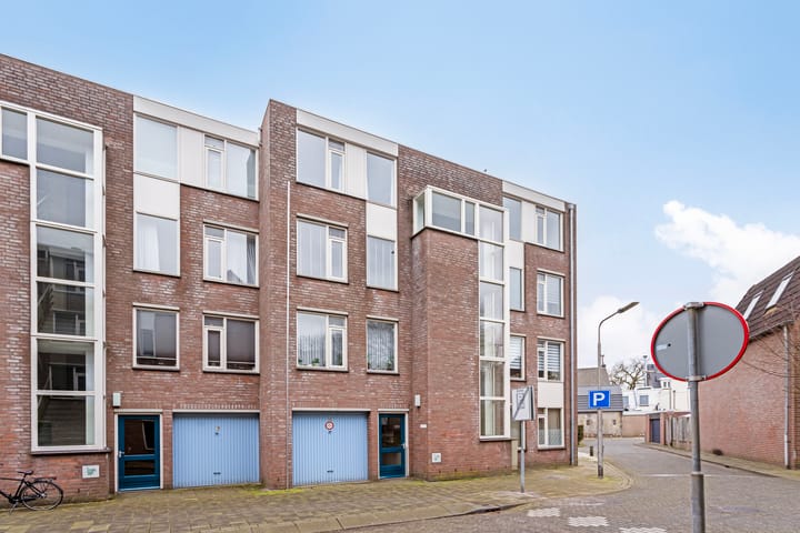 Photo 6 of Meijer van Leeuwenstraat 49