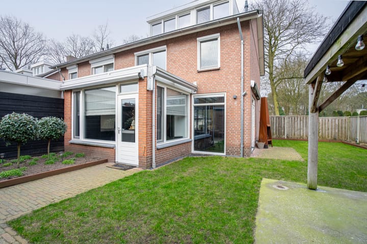 Foto 35 van Randwijk 10