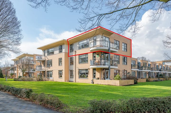 Foto 1 van Den Uylplein 49