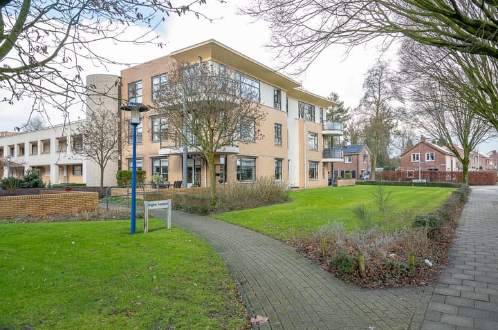 Foto 31 van Den Uylplein 49