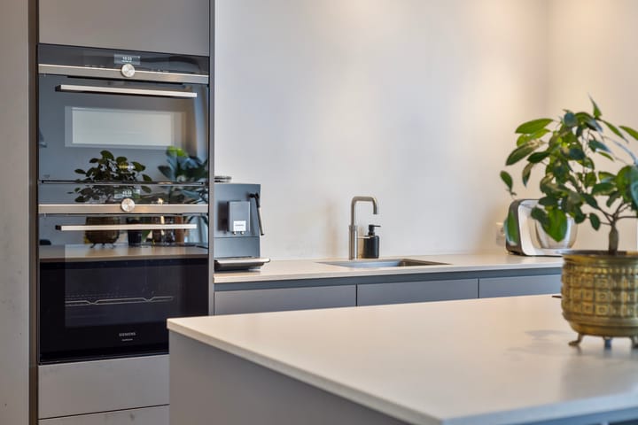 Photo 17 of Van de Hulstlaan 12