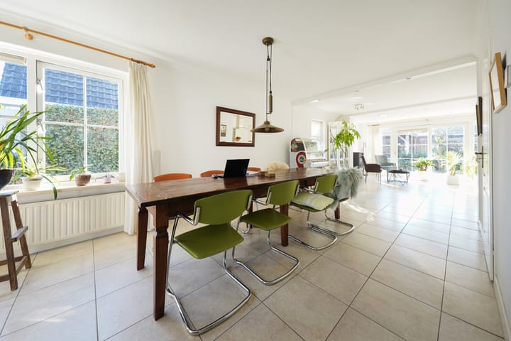 Foto 15 van Mennestraat 73