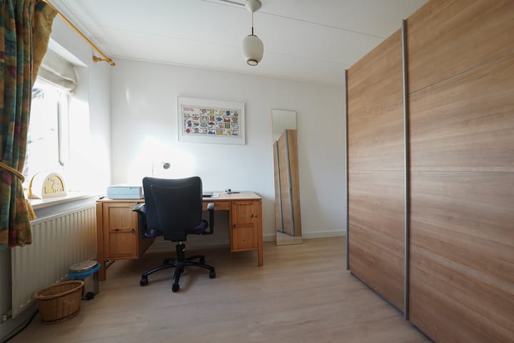 Foto 40 van Mennestraat 73