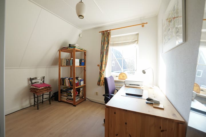 Foto 41 van Mennestraat 73