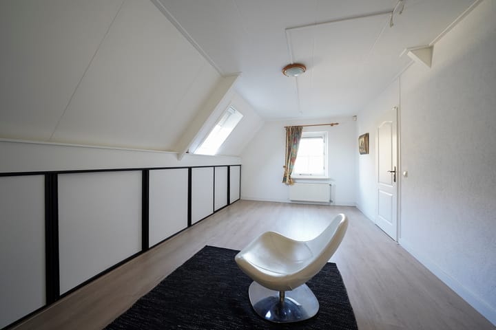 Foto 50 van Mennestraat 73