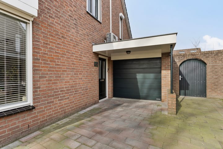 Foto 5 van Trajanussingel 18