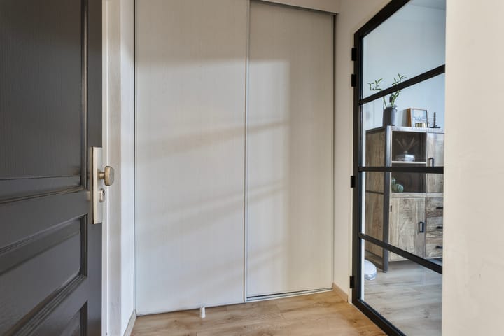 Photo 8 of Monsterstraat 4-I