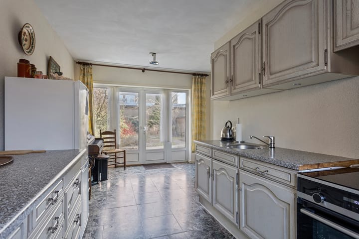 Foto 12 van Johan Messchaertstraat 9