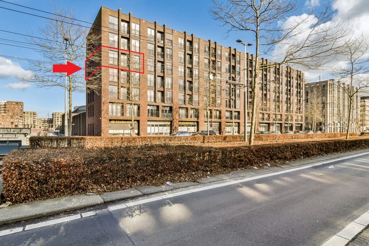 Foto 4 van Julius Pergerstraat 81