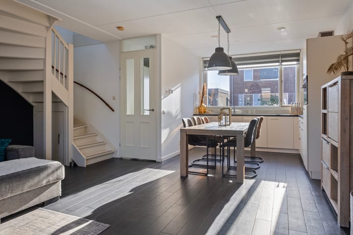 Foto 2 van Egbert Kortenaerstraat 1