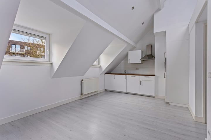 Foto 7 van Tinelstraat 14-B