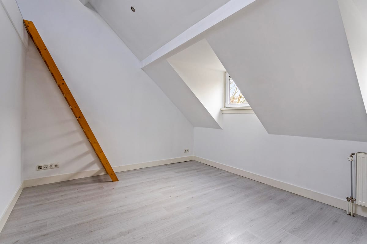 Foto 9 van Tinelstraat 14-B