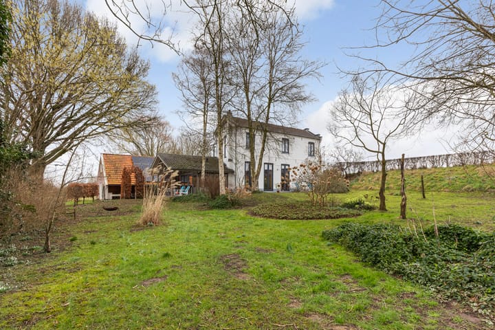 Foto 45 van IJsseldijk 79