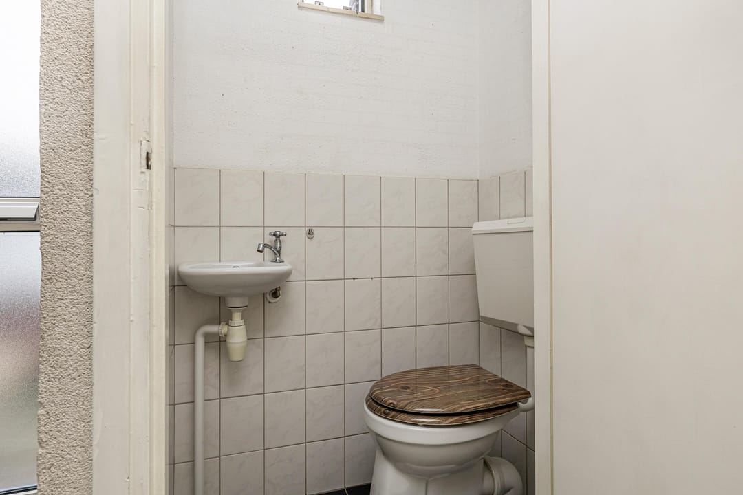 Photo 8 of van Leeuwenstraat 33