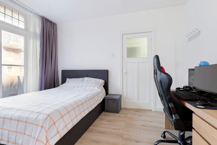 Photo 19 of Dordtselaan 157-B