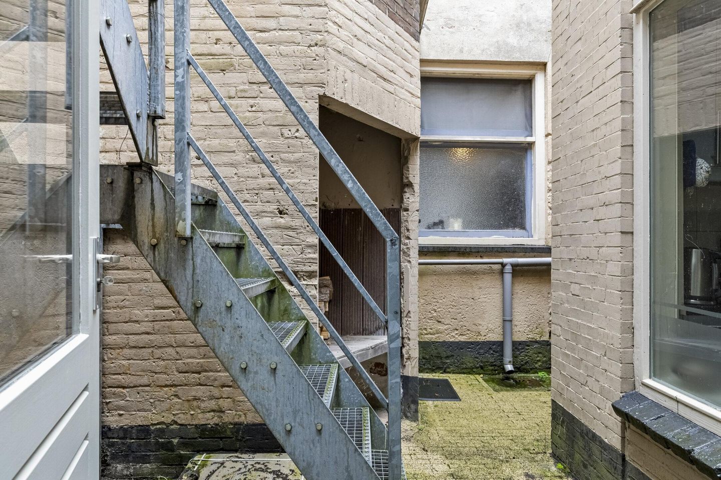 Foto 20 van Burgwalstraat 12