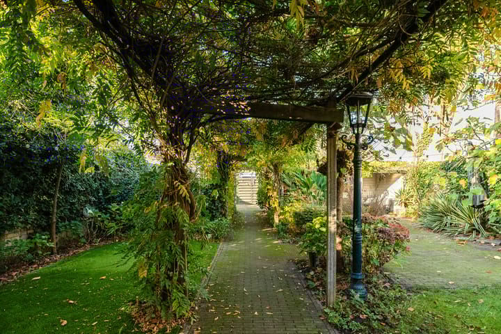 Foto 42 van Leidsestraat 2