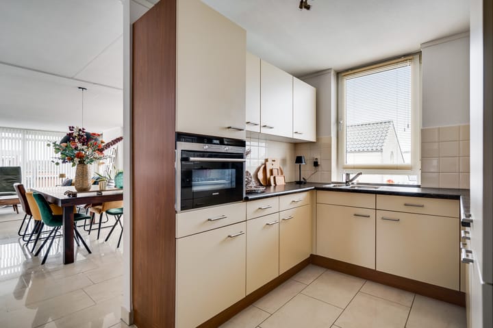 Foto 15 van Harrie Carisstraat 14