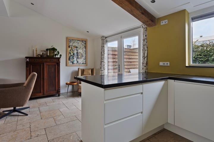 Foto 15 van Diepenbrockstraat 17