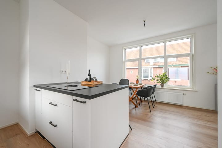 Foto 9 van Valeriusstraat 51