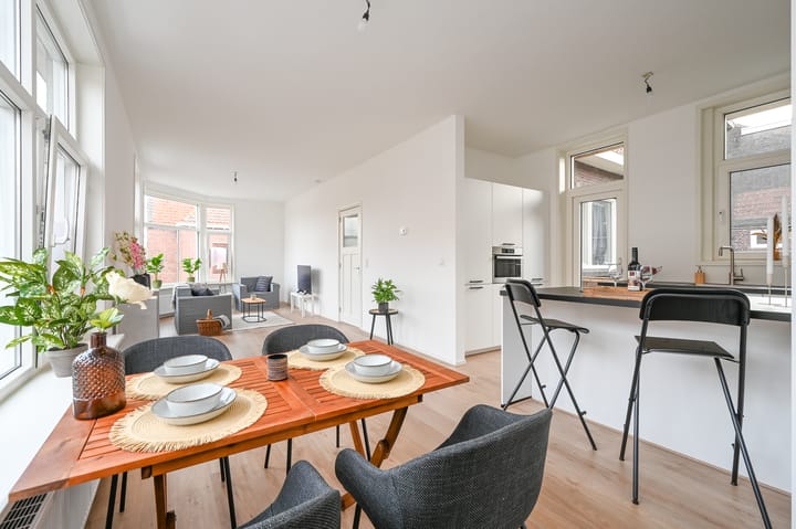 Photo 12 of Valeriusstraat 51