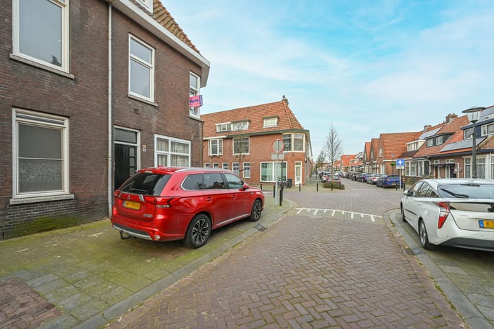 Photo 38 of Valeriusstraat 51