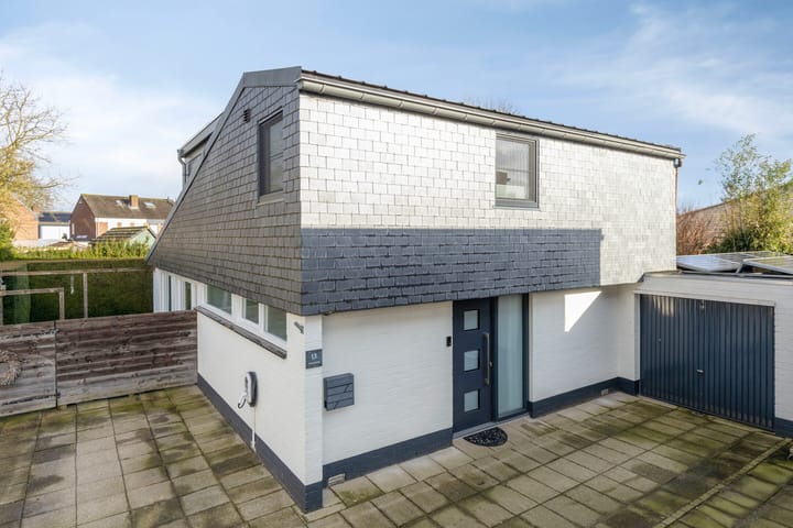 Foto 46 van Bisschop Moorsstraat 13