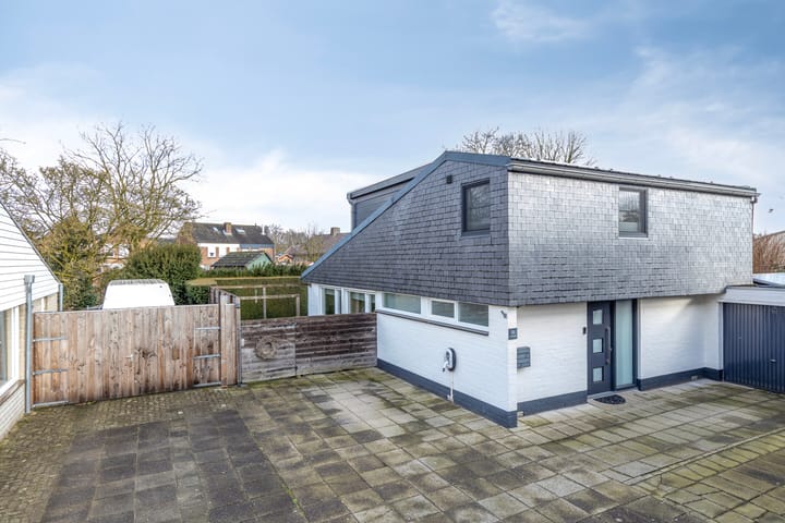 Foto 47 van Bisschop Moorsstraat 13