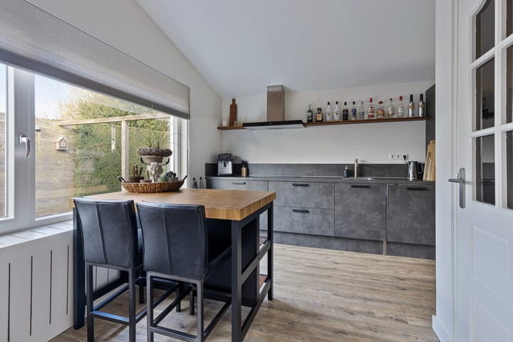 Foto 15 van Bisschop Moorsstraat 13