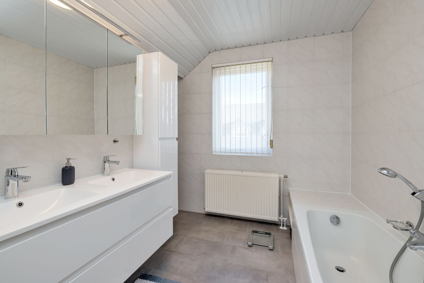 Photo 4 of A.P. de Bontstraat 31