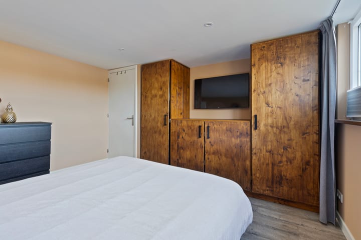 Foto 27 van Bisschop Moorsstraat 13