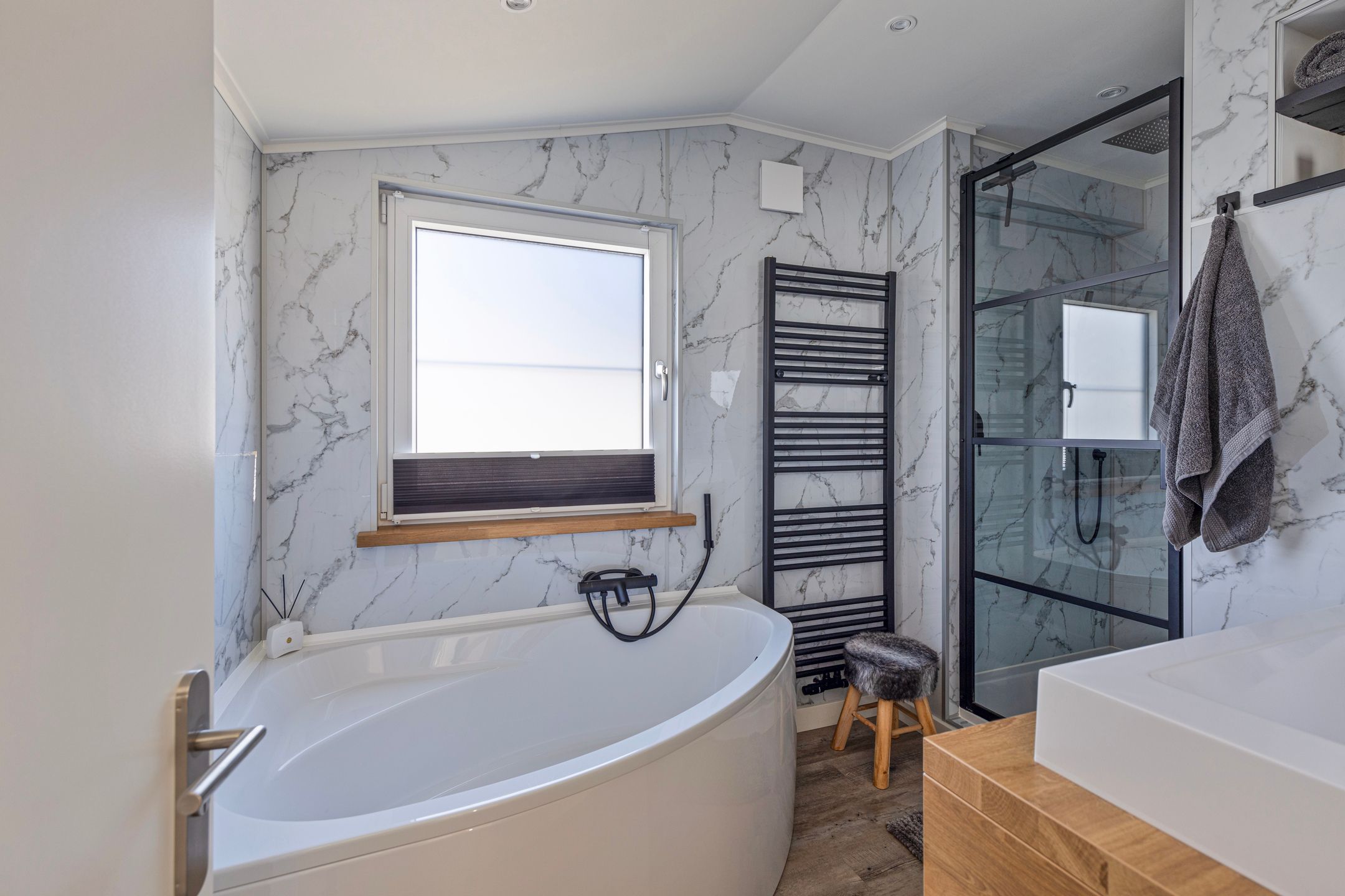 Foto 33 van Bisschop Moorsstraat 13