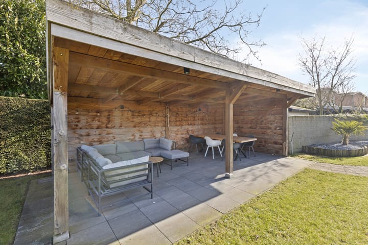 Foto 41 van Bisschop Moorsstraat 13