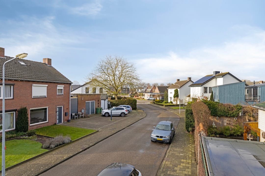 Foto 53 van Bisschop Moorsstraat 13