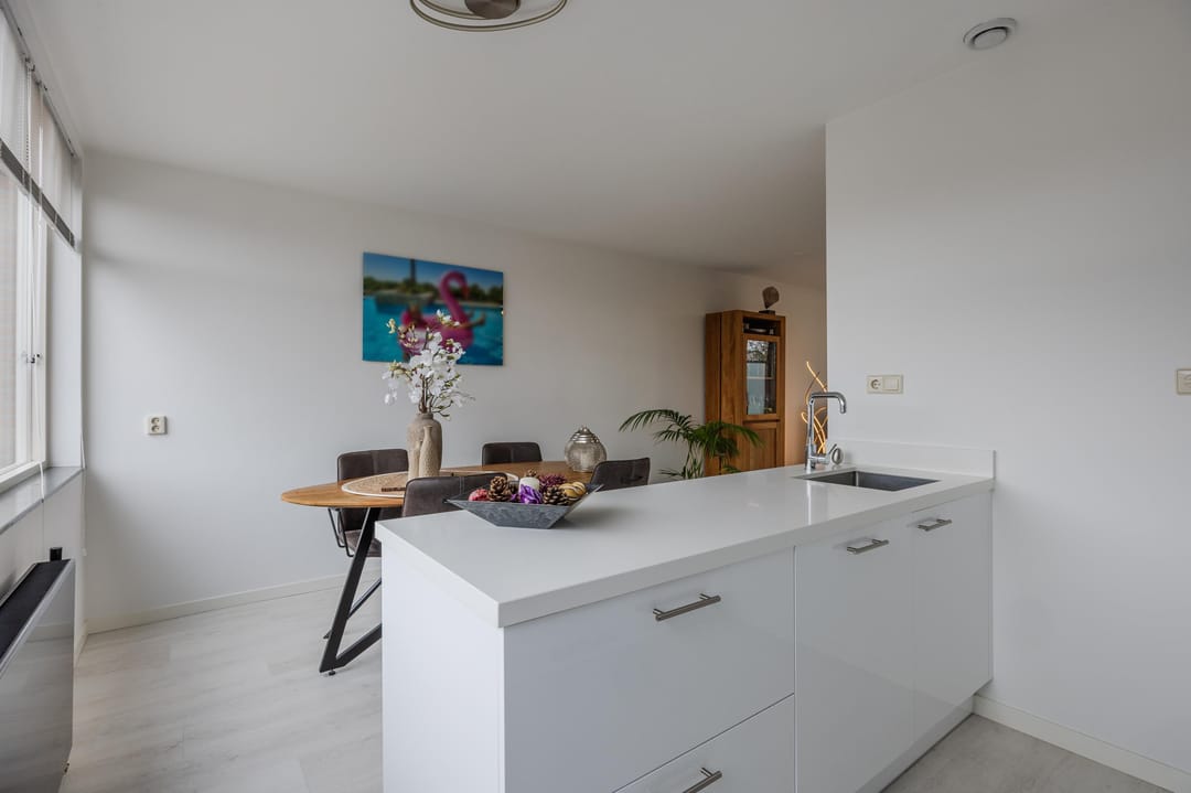 Foto 26 van Douwes Dekkerlaan 68