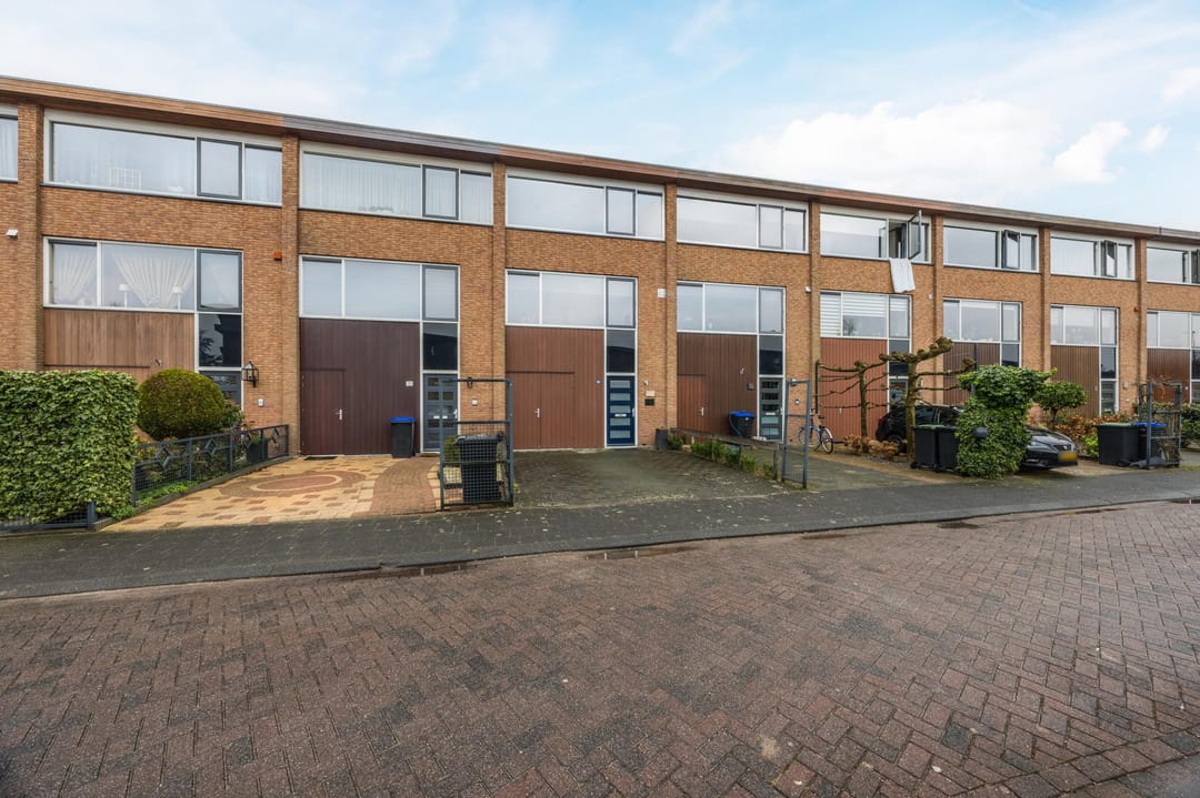 Foto 1 van Douwes Dekkerlaan 68