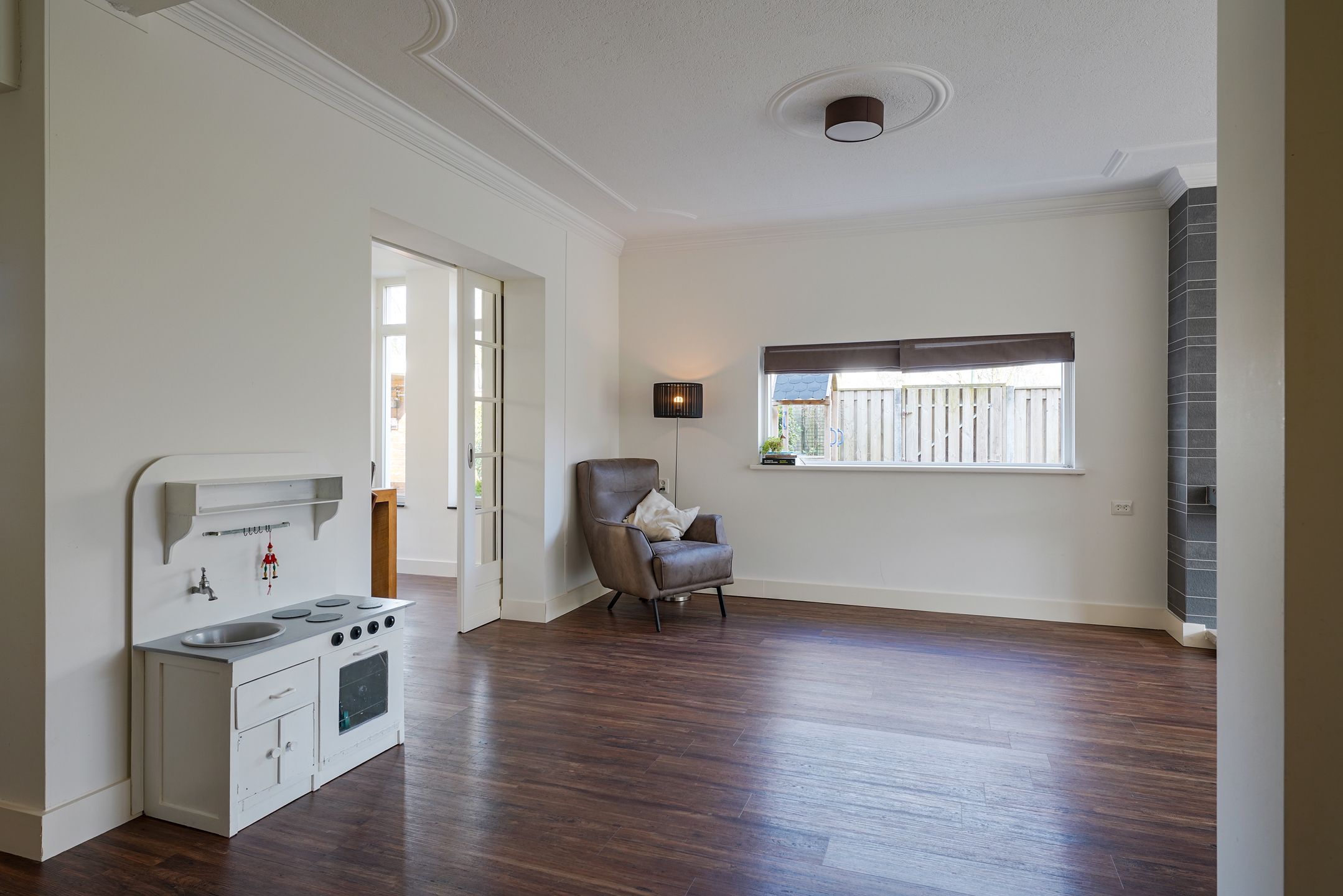 Photo 9 of Akert 120