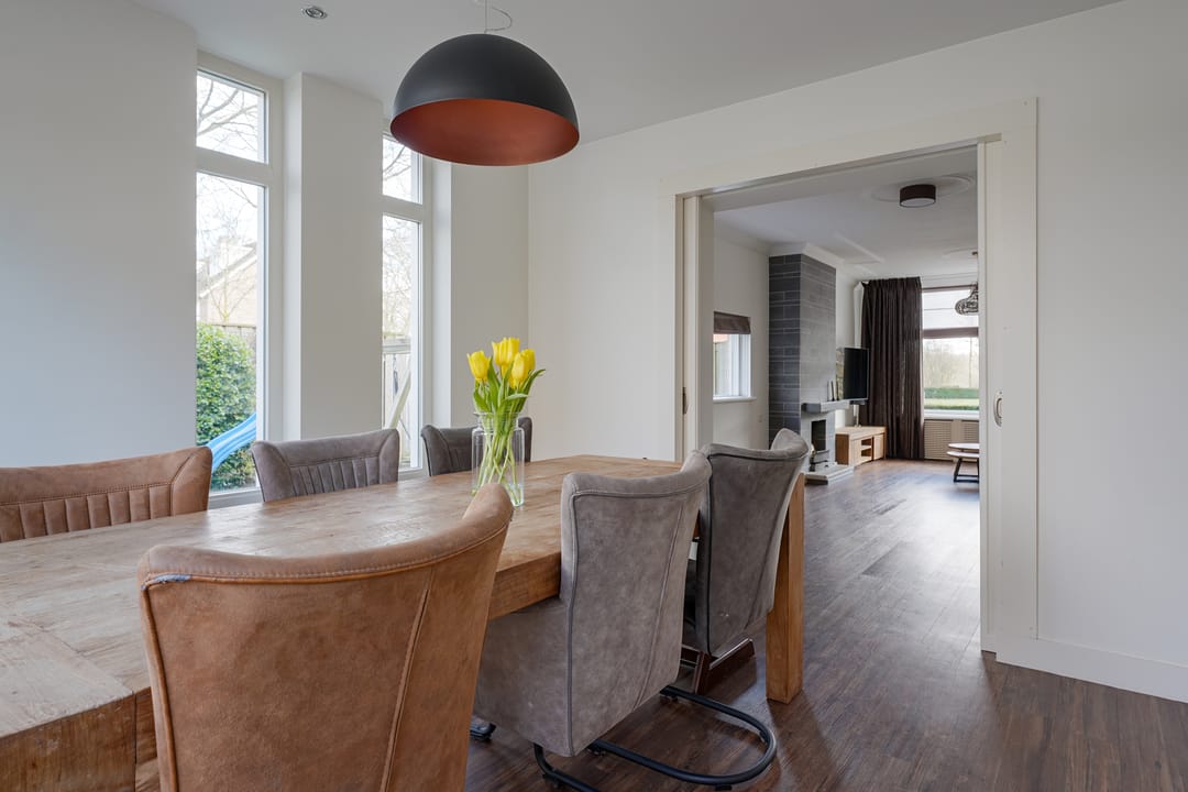 Photo 17 of Akert 120