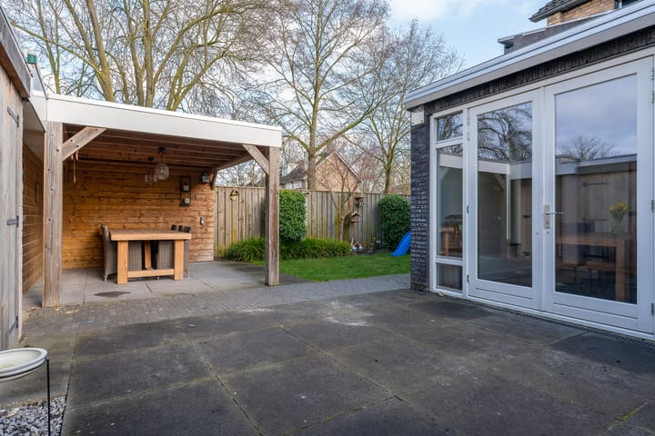 Foto 40 van Akert 120