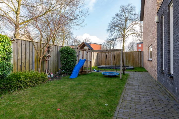 Foto 41 van Akert 120