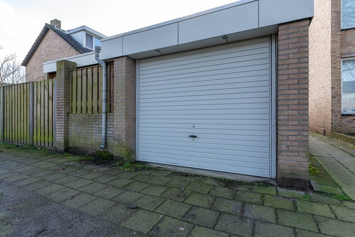 Foto 50 van Akert 120