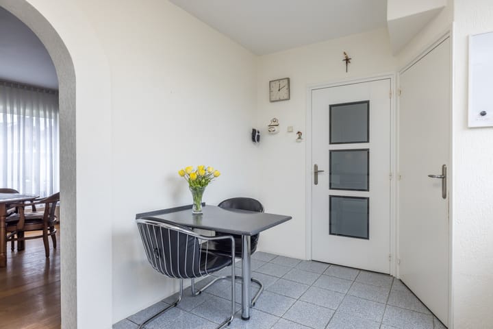 Photo 10 of Dr. Poelsstraat 16