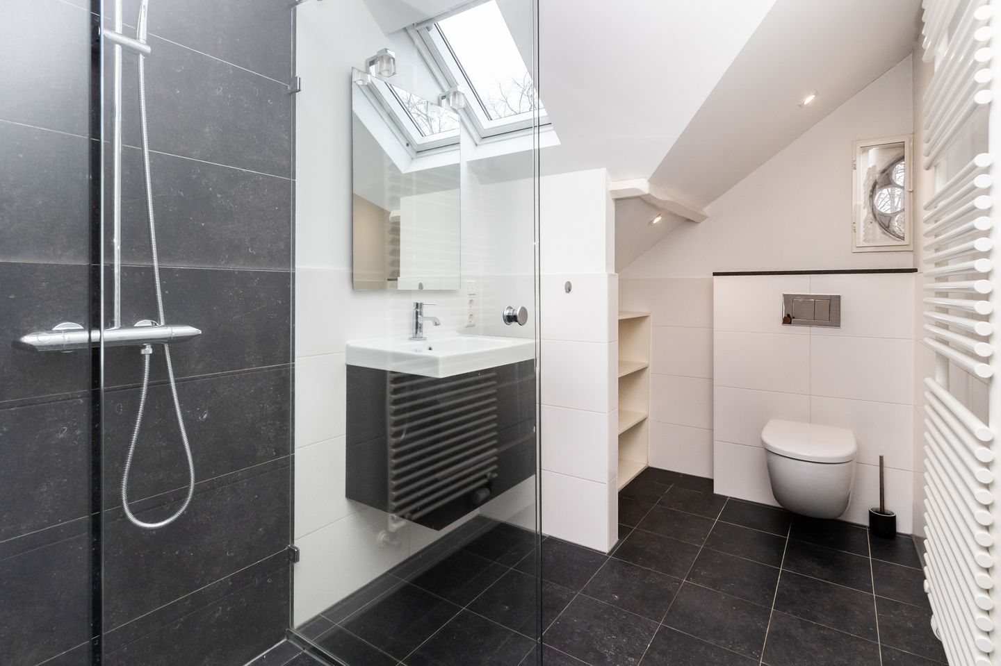 Foto 25 van Emmastraat 54-A