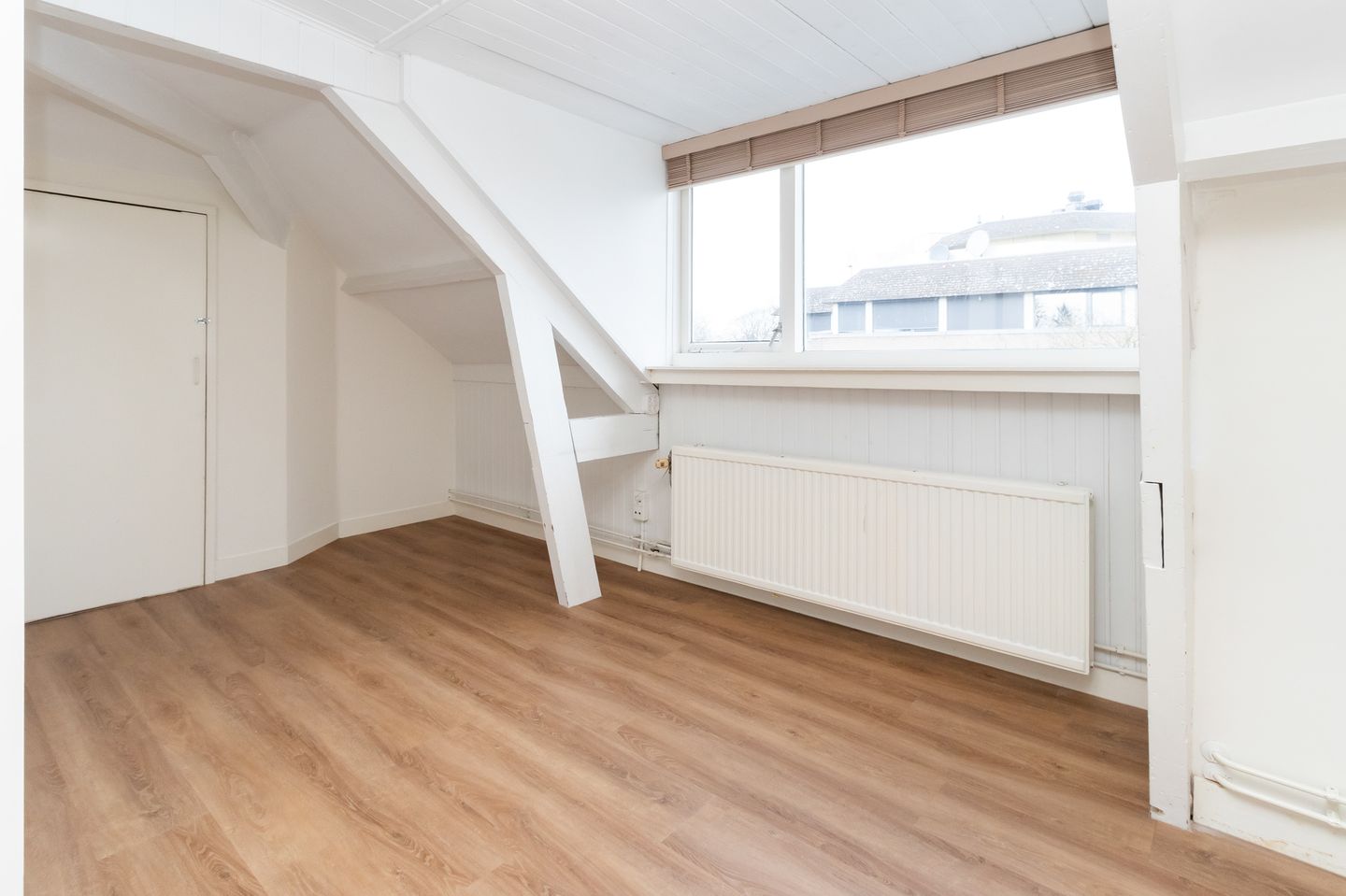 Foto 29 van Emmastraat 54-A