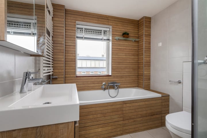 Photo 32 of Edisonstraat 18