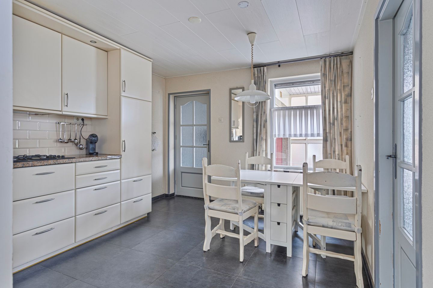 Foto 10 van Burgemeester Schoutenstraat 34