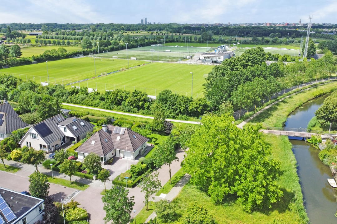 Foto 1 van Van Rechterenmarke 2